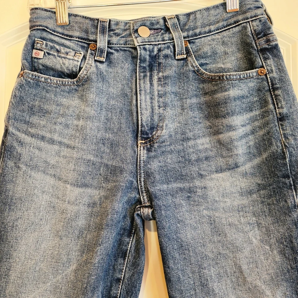 AG Contour 360 Kinsley High-Rise Pop Crop Raw Hem Jeans Size 24 Medium Wash Fray
